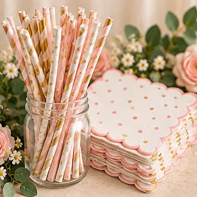 Striped paper straws and scalloped napkins